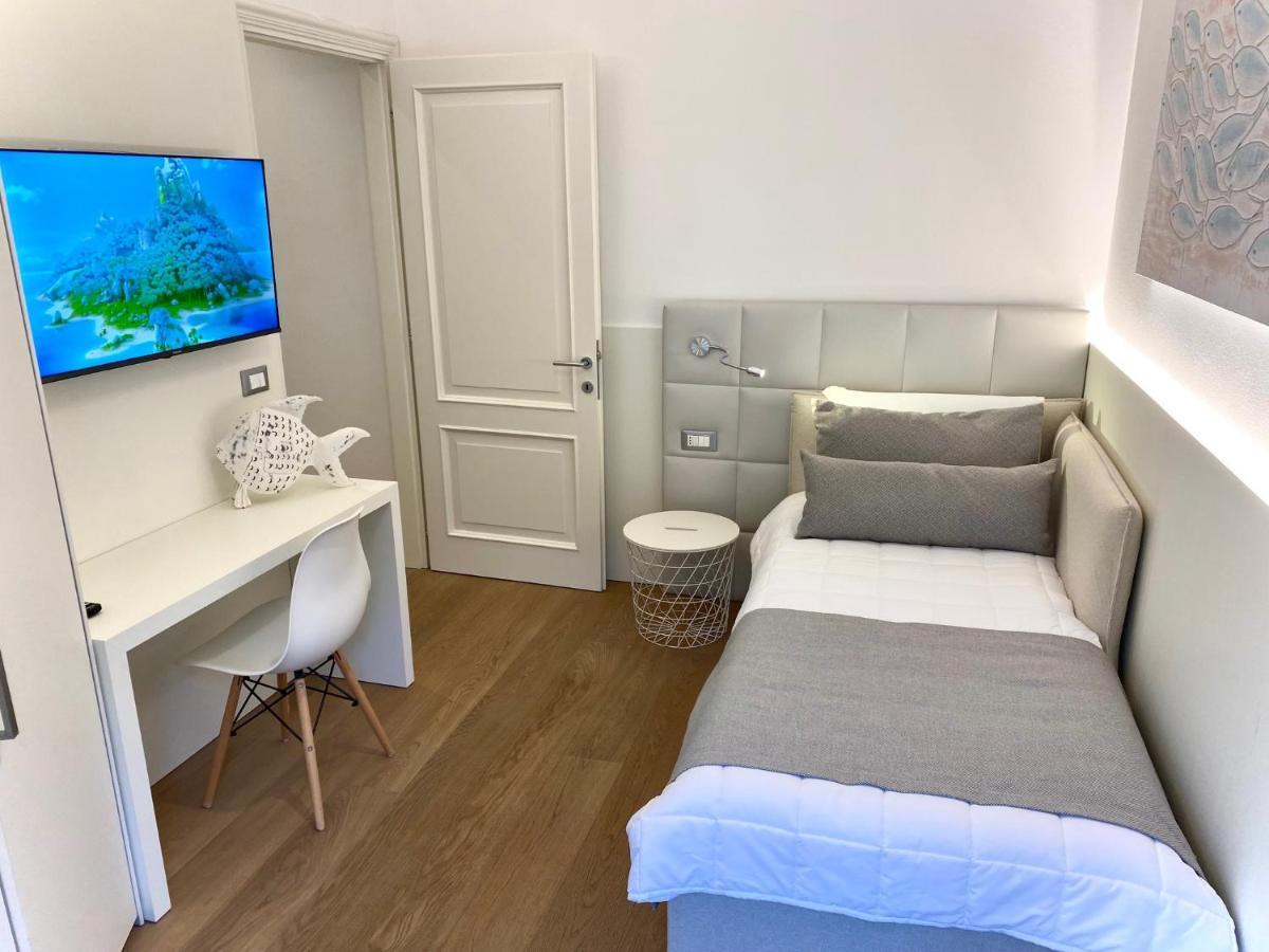 Appartamento Fronte Mare Villa Lory Линьяно-Саббьядоро Экстерьер фото